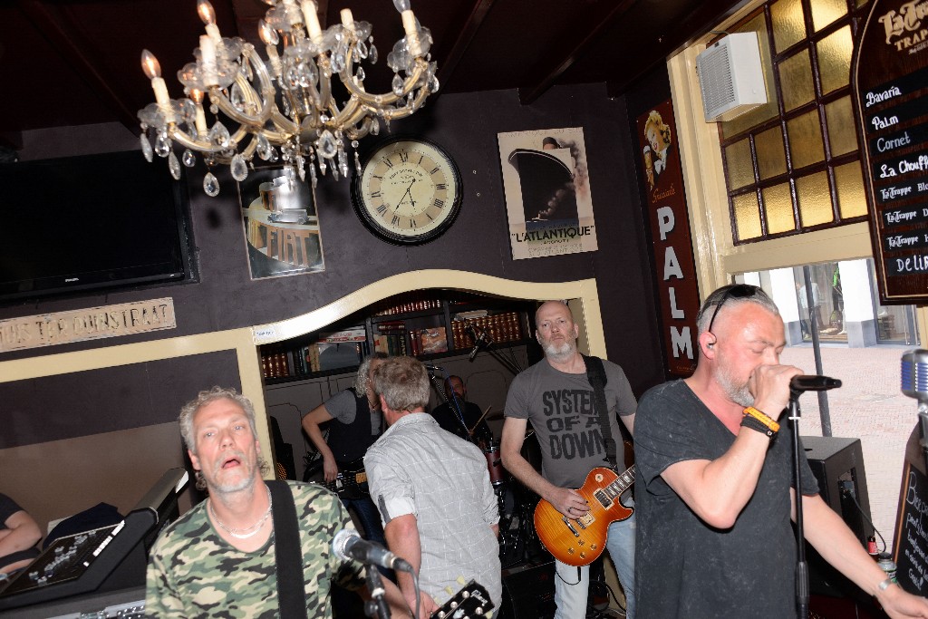 ../Images/Roved in de Punt op koningsdag 2019 073.jpg